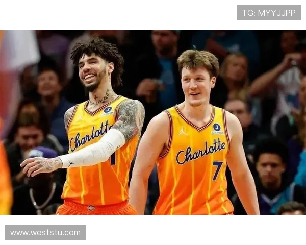 黄蜂三分狂飙横扫国王创纪录 黄蜂三分狂飙横扫国王创纪录