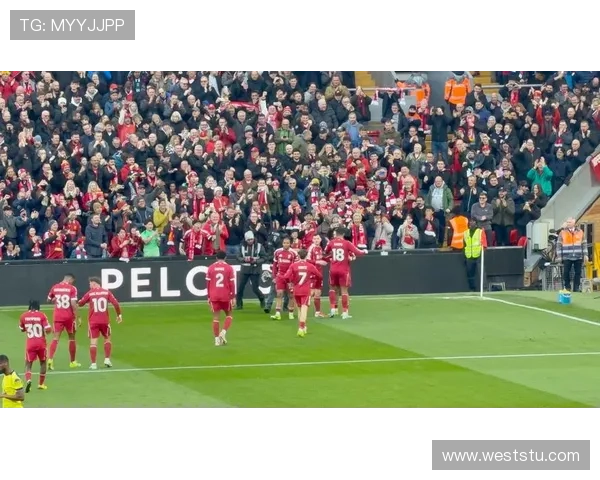 里程碑之战索博斯洛伊百场亮相英超