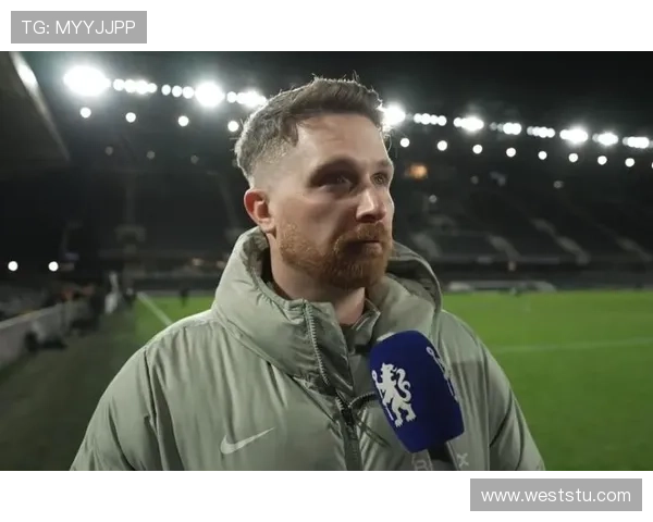 麦克法兰称与罗塞尼尔情深遗憾